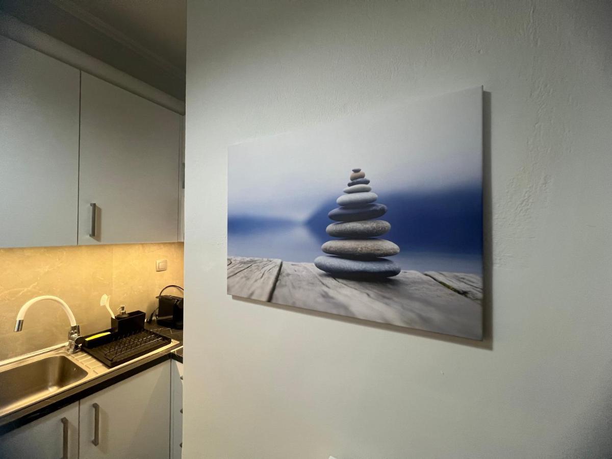 Serres City Center Modern Apartment Exterior photo
